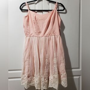 Chord lace dress
